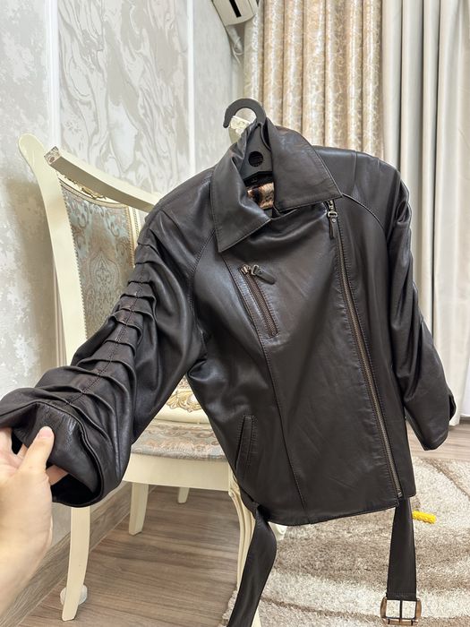 Женские весенние курткий