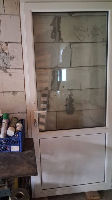 Ușă termopan masivă