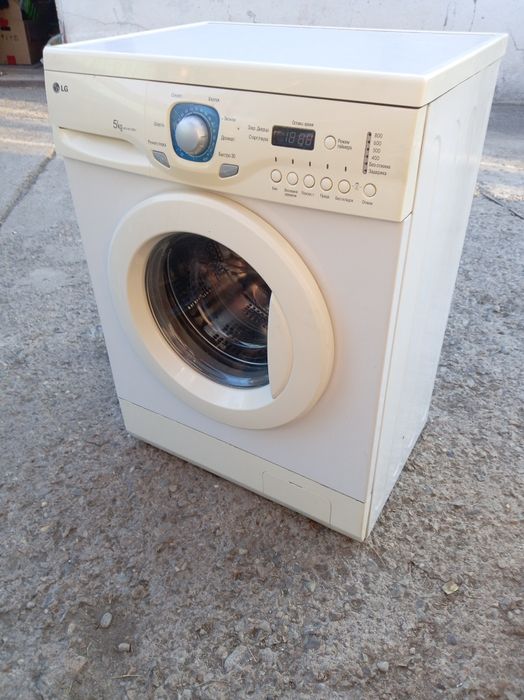 Продам стиральную машину