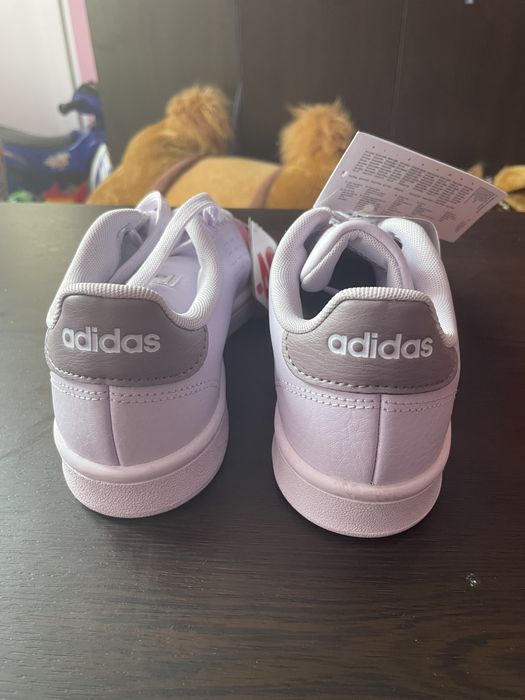 Adidas Advantage дамски кецове