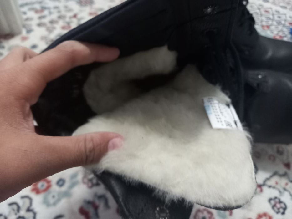 Продам берцы новые