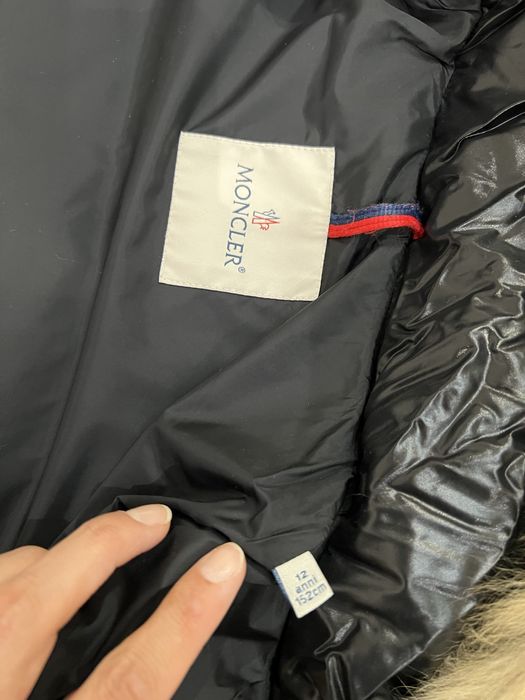 Пуховик Moncler 12 лет