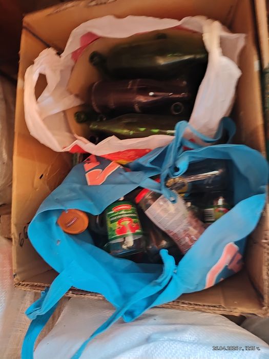 Бурканчета -различни размери и бутилки