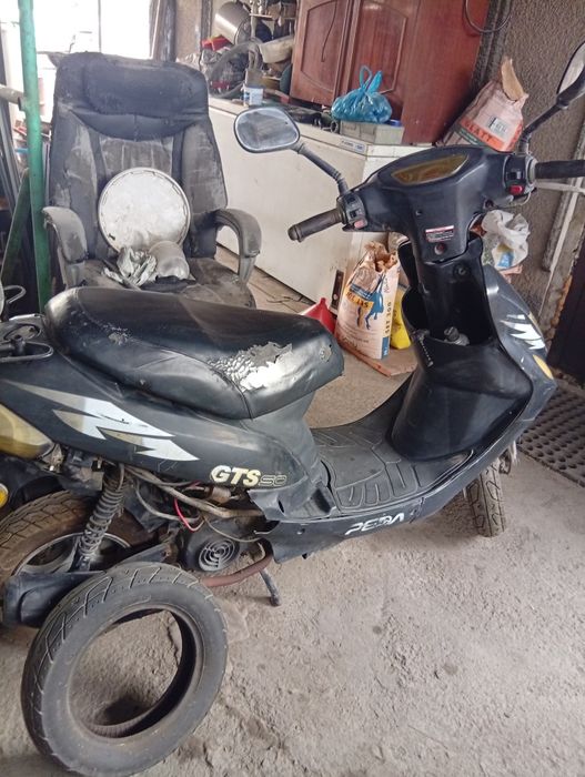 Мопед, в рабочем состоянии