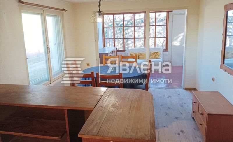 Продава се Къща в с. Звездица, Област Варна - 130 кв.м за 1224 €/кв.м - Снимка #6