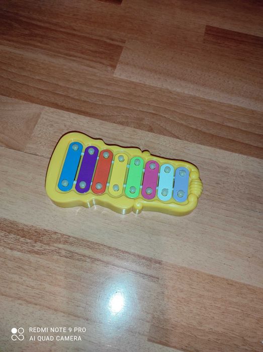 продам игрушки на батарейках