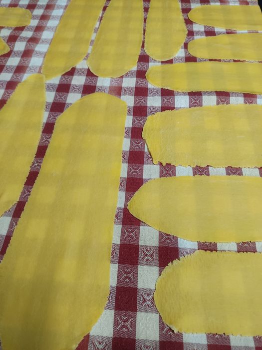 Tăiței din oua proaspete de gaina