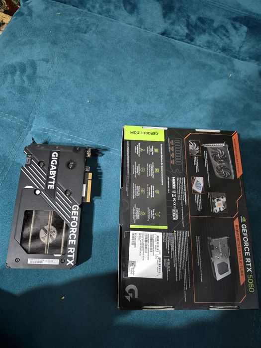 Gigabyte RTX 5060 windforce oc 8gb ca noua in stare perfecta