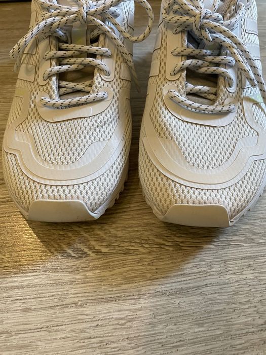Д маратонки Adidas- ZX-750-HD