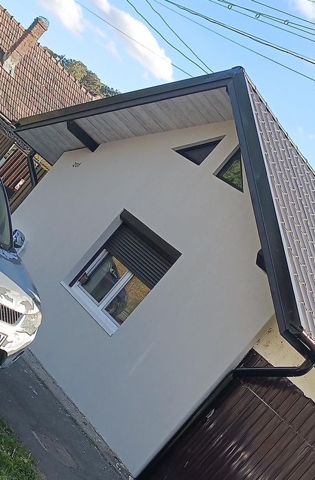 Vand casa cu 3 camere