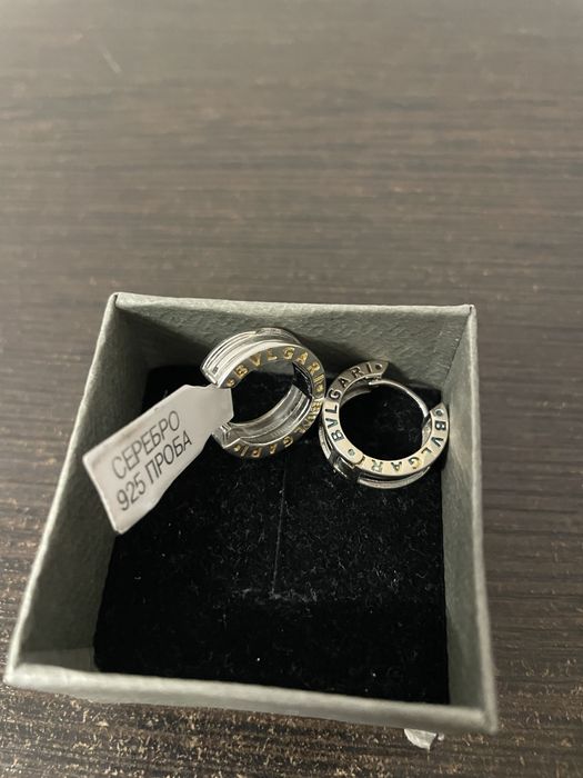Серебряные сережки Bvlgari