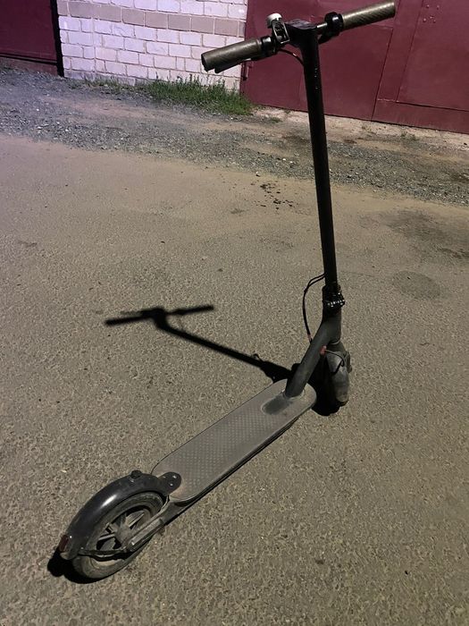 Продам электросамокат Xiomi