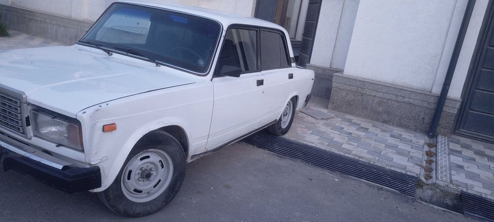 Жугули 2107 сотилади