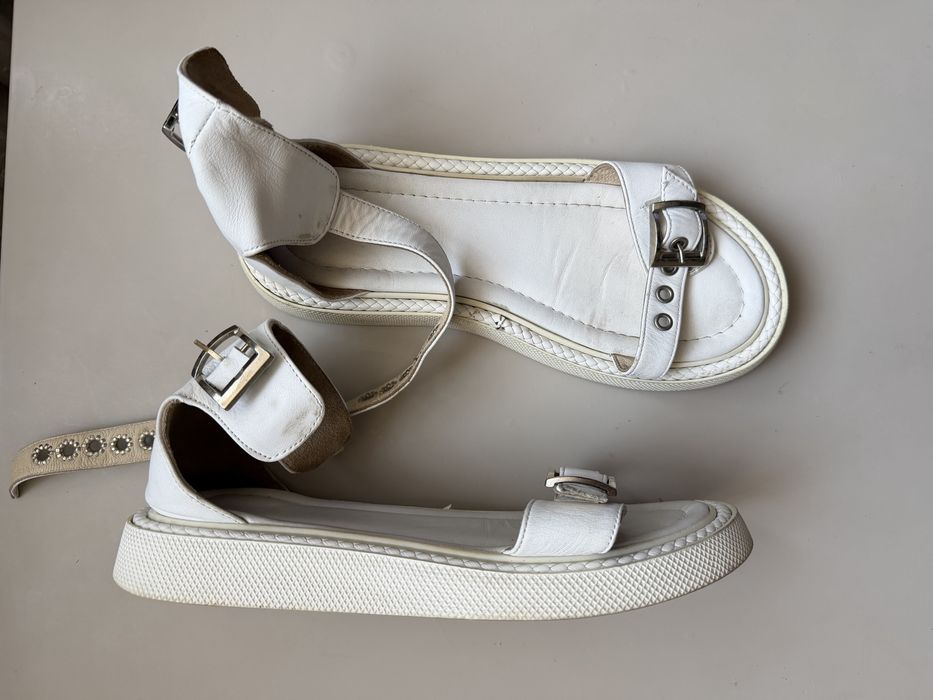 Обувь женская 4 пары