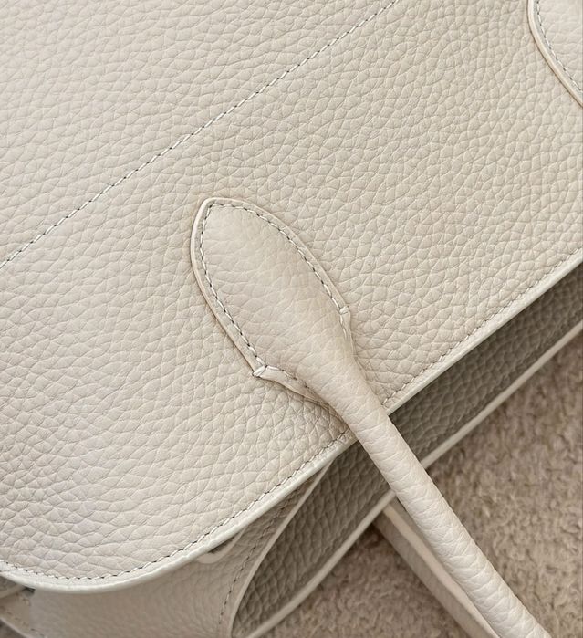 The row 12 чанта