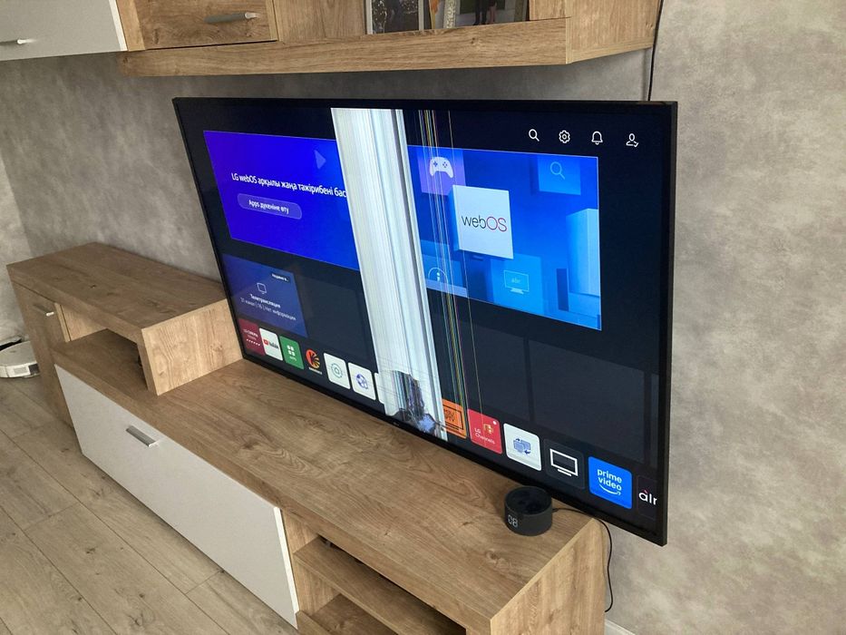 Продам телевизор на запчасти