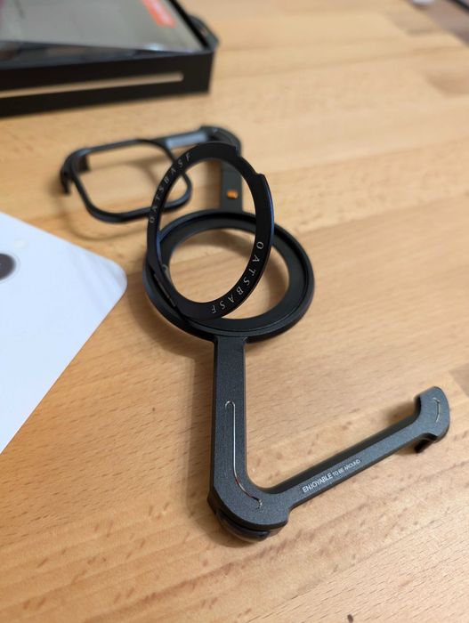 Husă iPhone 16 Pro Max inedită, cu marginile libere, inel, metalică