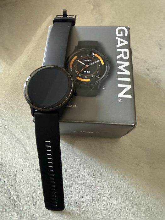 Garmin venu 3 smart watch