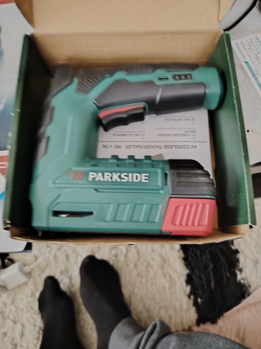 filetanta parkside noua cu acumulator 12 v  incorporat