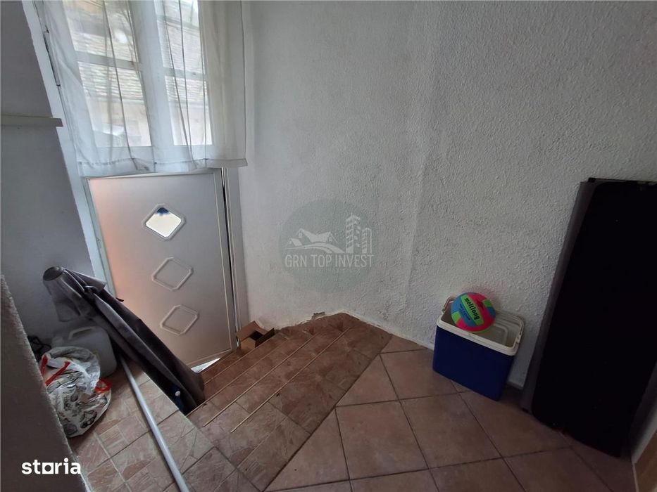 Apartament 4 camere la casa Cisnadie