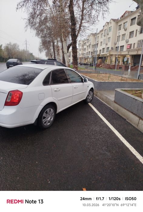 Продается  Chevrolet  Lasetti в  Отличном состояние под Жентр