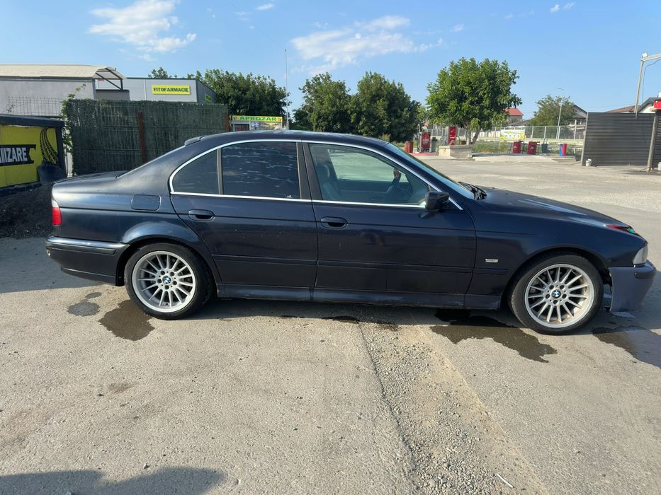 BMW Seria 5 2001 — imagine 5
