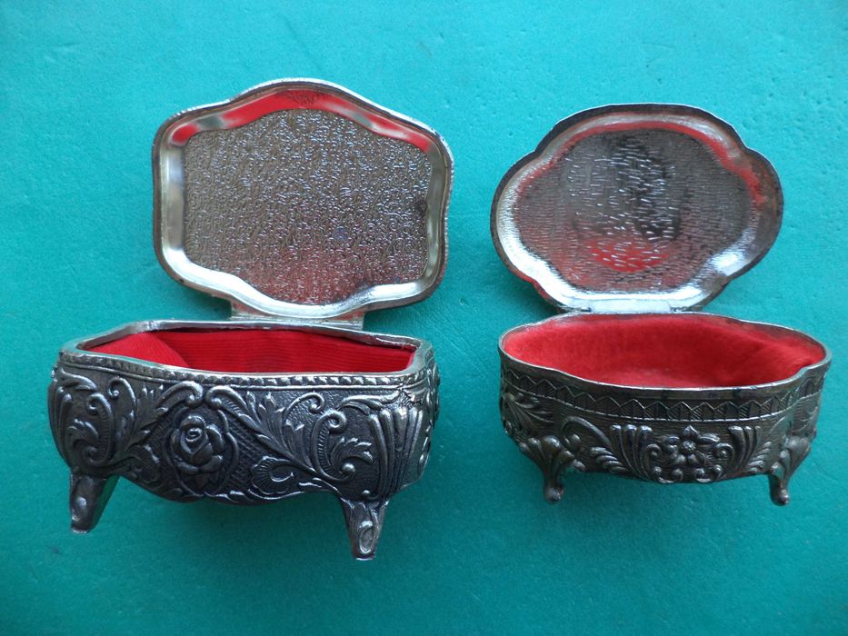 Vechi cutii casete de bijuterii capace cu ceramica marcate Japonia