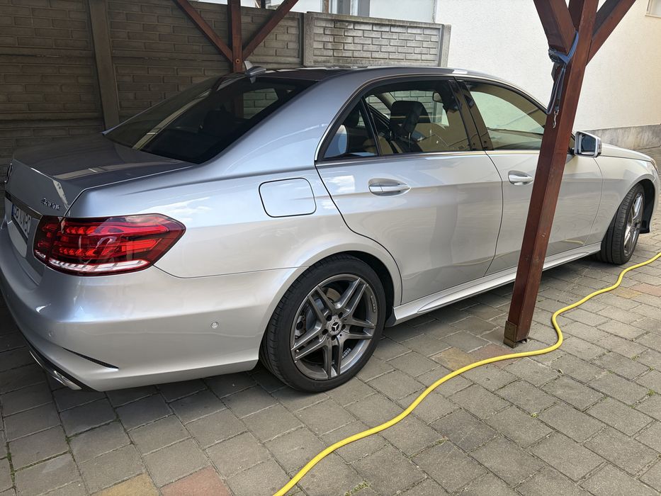 MERCEDES-BENZ E-Class 2014