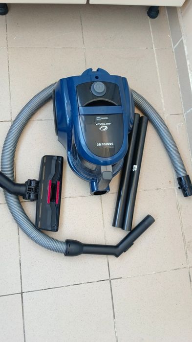 Пылесос Samsung 1600w