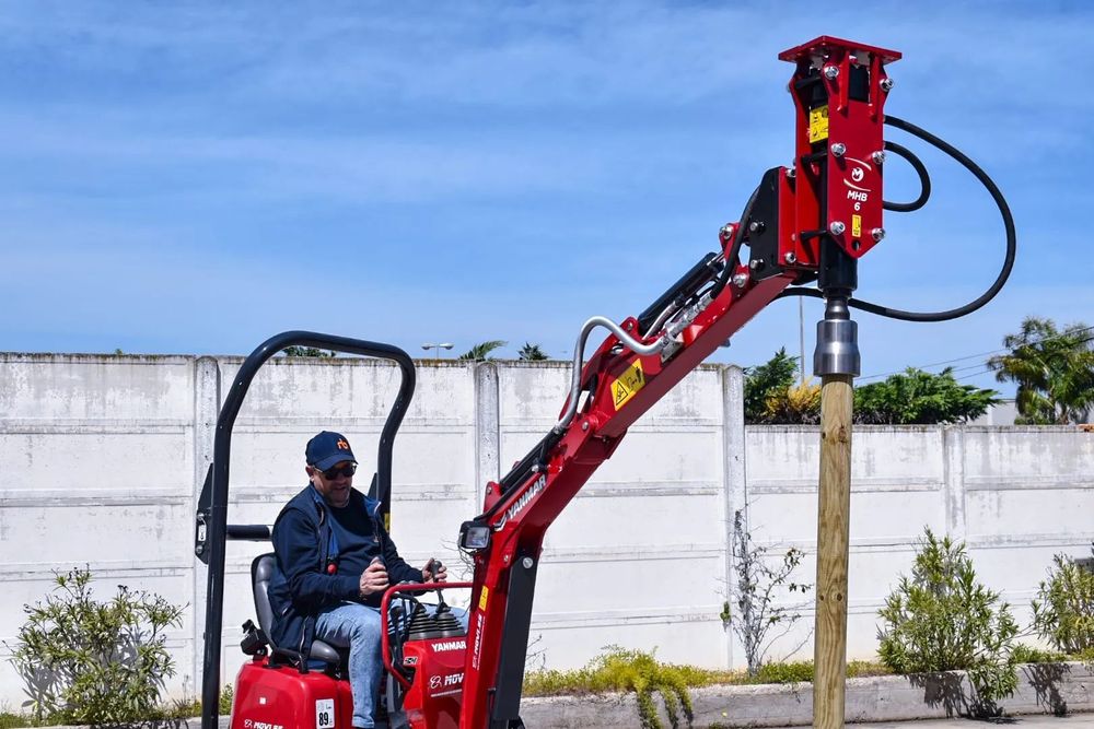 Ciocan Hidraulic Miniexcavator, picon miniexcavator