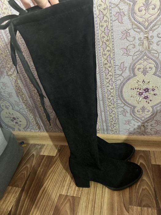 Обувь б/у,один раз одевала