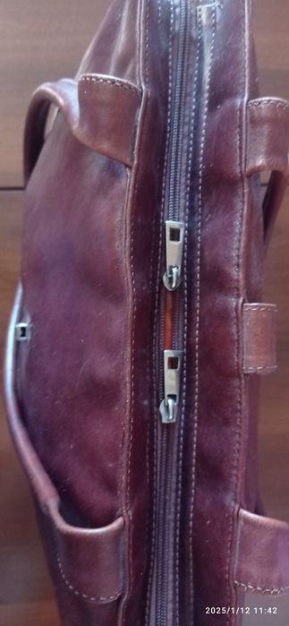 Кожаная  женская сумка