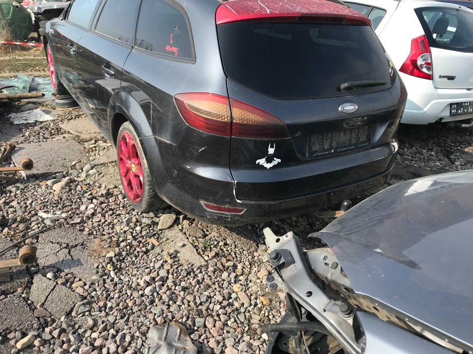 Dezmembrez/Piese Ford Mondeo MK4  2.0 TDCI 140 PS Euro4 2010  automata