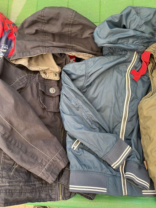 Куртки  на мальчика 6,7л