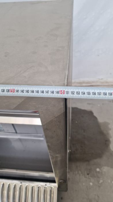 Продавам професионална аспирация-отдушник, чадър/аспиратор/