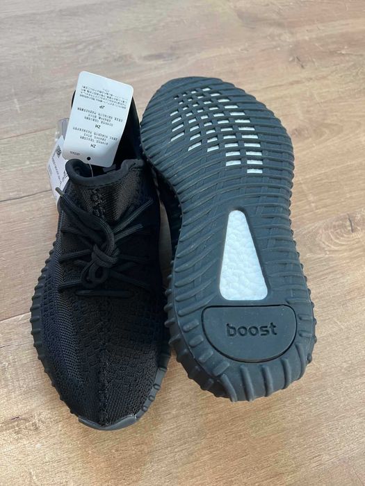 Yeezy 350 - marimea 38 (23,5 cm)