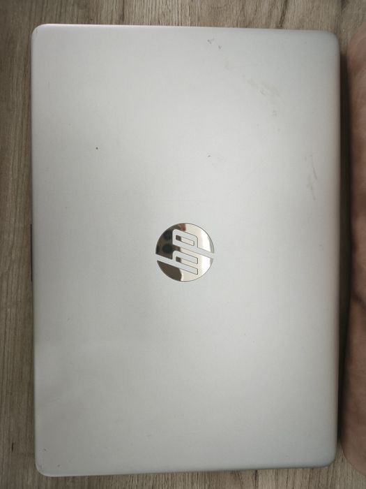 Vând Laptop HP14s