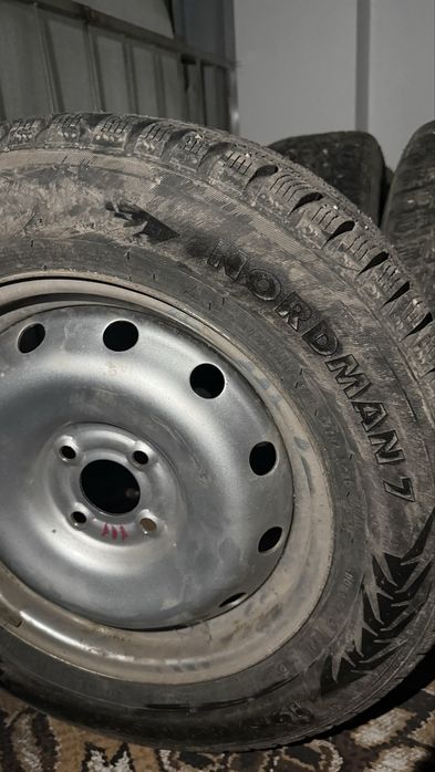 Продам зимние шины с штамп дисками