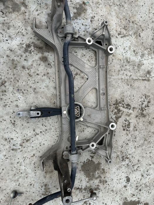 Cadru motor Volkswagen passat b8 / skoda superb / facelift / nonfacelift / manuala / automata