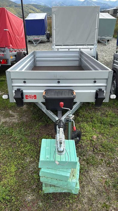 Remorca tractabila cu categoria B de 750 KG 2250x1200