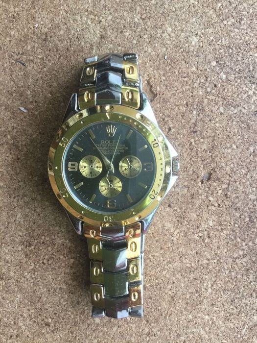 ceasuri  smart inf doar pe tel!