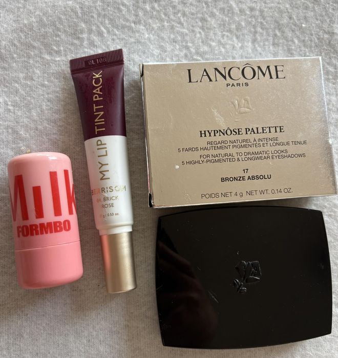 Палитра сенки за очи Lancome,руж Milk и lip tint цвят 04 brick rose