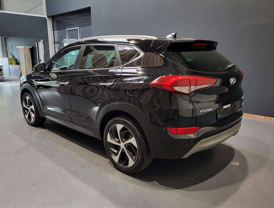 Hyundai Tucson 1.7 CRDI Automat 141 Cp