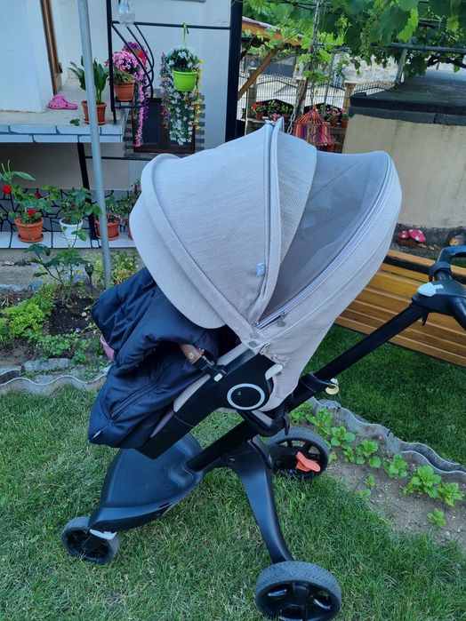 Детска количка STOKKE V6 в отлично състояние.