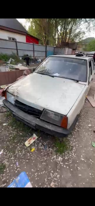 Ваз 2109 вариант на айфон про или ноут