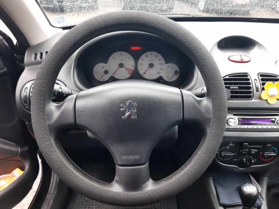 Волан за  ПЕЖО-PEUGEOT  206