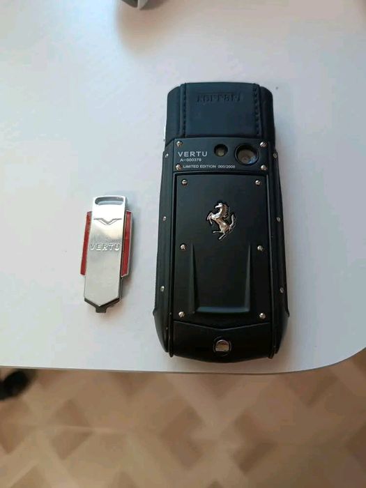 Vertu Ferrari A-000378, Limited