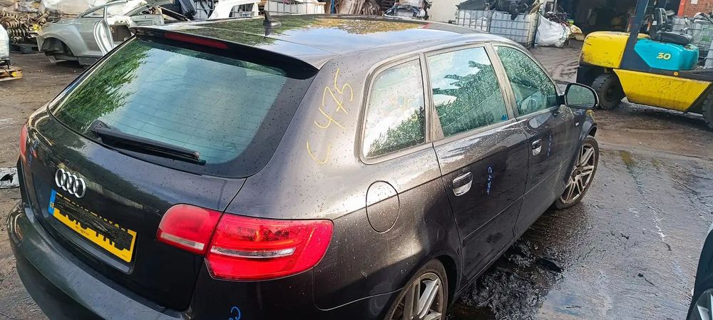 Dezmembrari / Dezmembrez AUDI A3 Sportback (8PA) [Fabr 2004-2013] FACELIFT 1.6 Benz BSE cutie viteze manuala cod culoare LZ7L