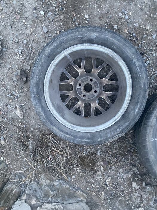 Продам 2 диска от мазды
