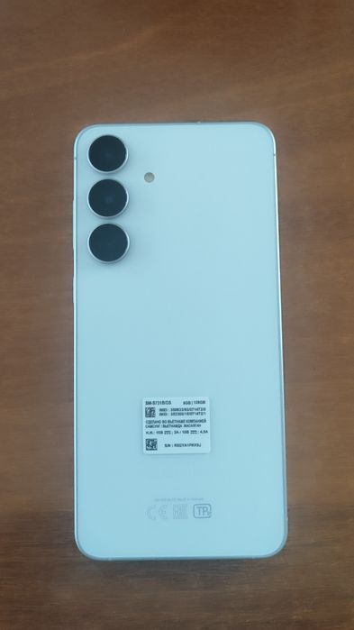 Samsung S25 FE 128 gb